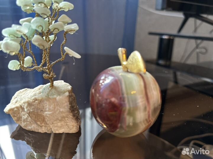 Статуэтки из оникса