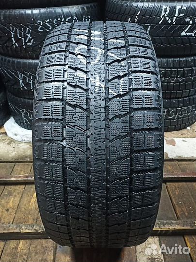 Toyo Observe GSi-5 295/40 R21 111Q