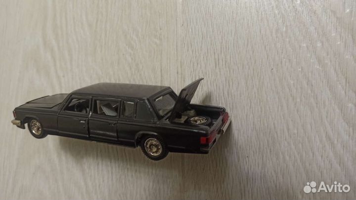 Модель автомобиля