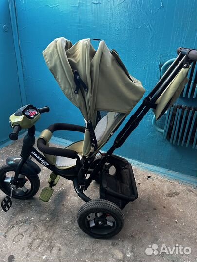 Трехколесный велосипед