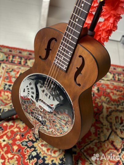 Акустическая гитара