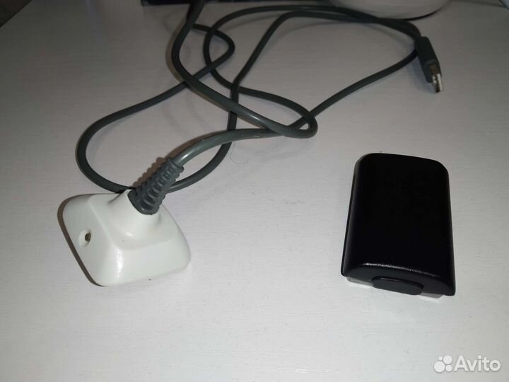 Кабель для зарядки геймпада Хbox 360, аккумулятор