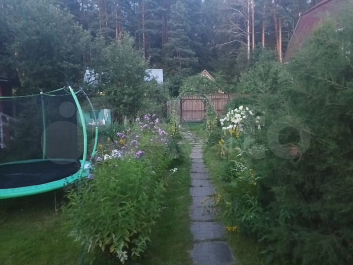Дом 72 м² на участке 6 сот.