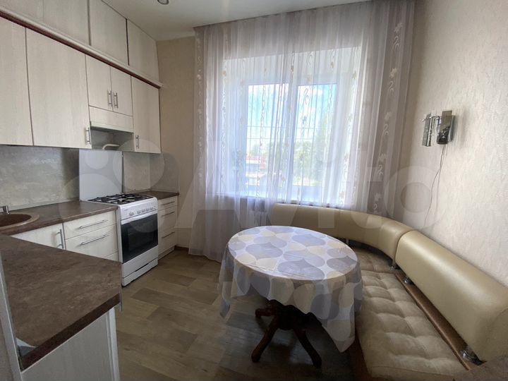 2-к. квартира, 53 м², 2/5 эт.