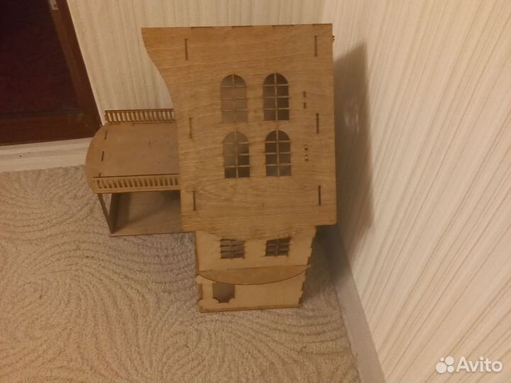 Домик кукольный