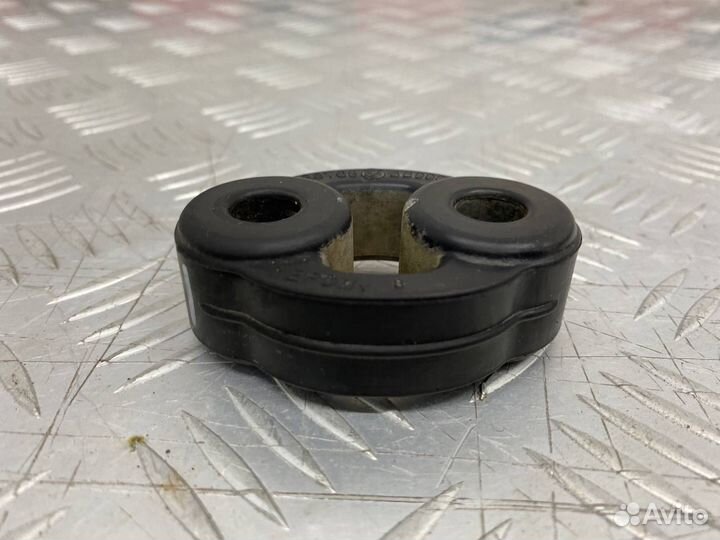 Б/У подушка глушителя (крепления, кронштейн