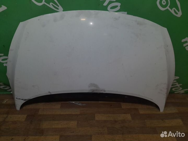 Капот Kia Carnival 3