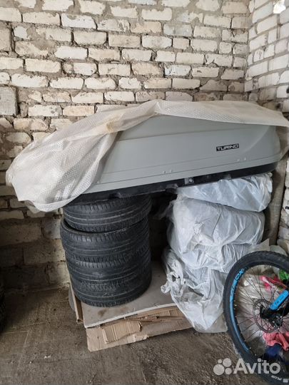 Багажник бокс на крышу