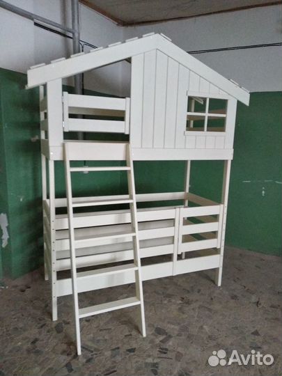 Двухъярусная детская Эко кровать домик из массива