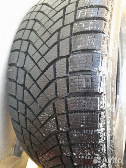 Pirelli P Zero Winter 285/60 R18 116T