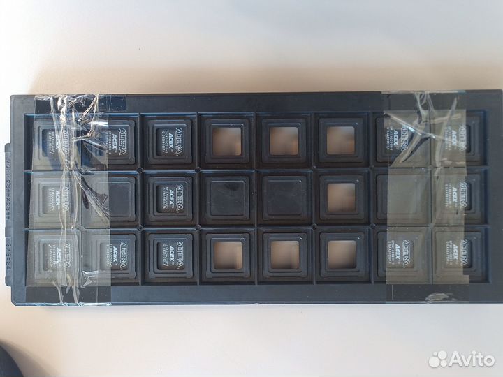 Микросхемы AT91SAM9260, EP1K50QC208, Atmega64L-8AU