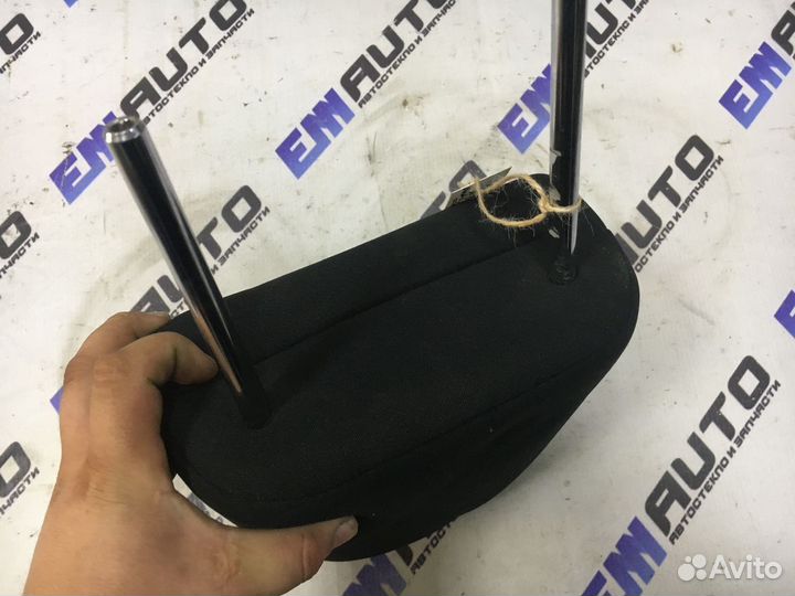 Подголовник переднего сиденья Тойота Королла Е150