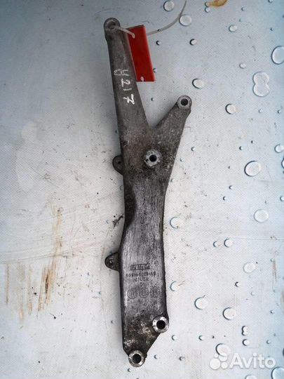 Кронштейн гидроусилителя руля 30713299