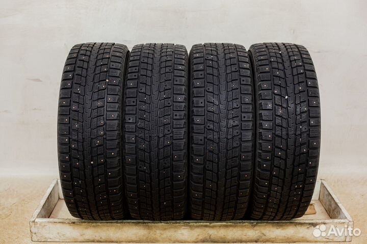 Dunlop SP Winter Ice 01 225/65 R17 102T