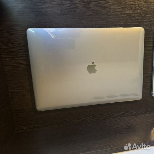 Apple MacBook Pro 16 2019 i7 16/512gb обмен