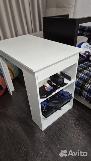 Письменный стол