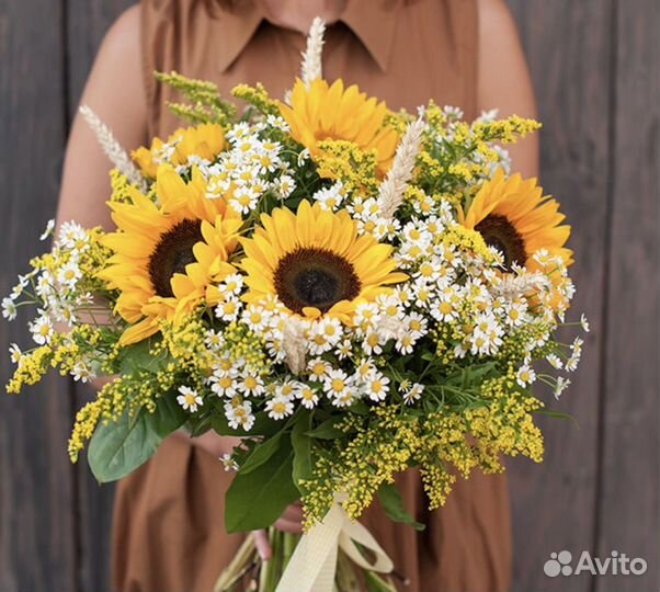 Букет из подсолнухов