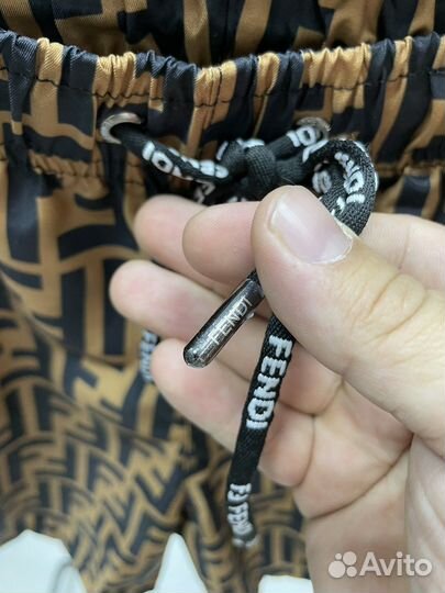 Шорты fendi