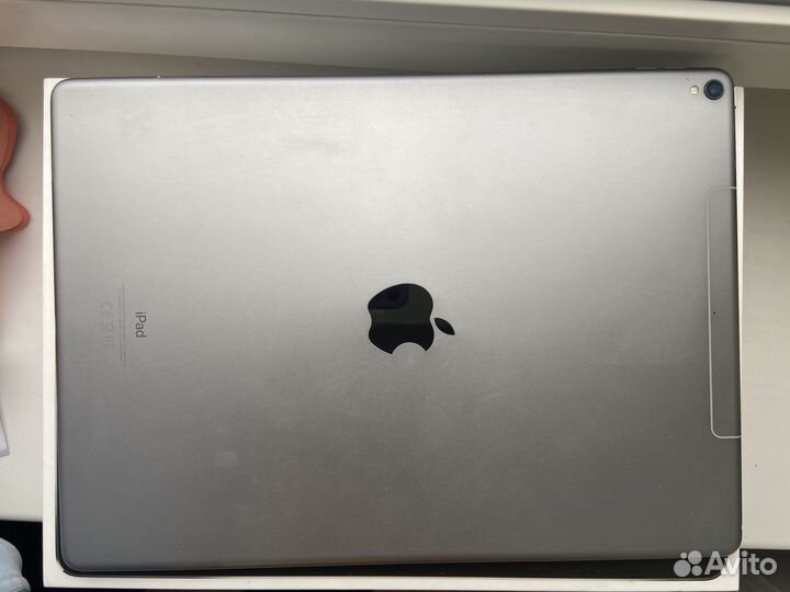 iPad pro 12,9 64 Гб (2 поколения)