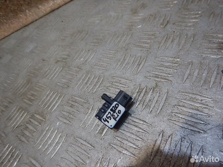 Датчик AIR BAG, KIA (Киа) -RIO (17)