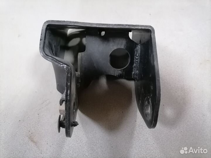 Кронштейн двигателя левый Haima 3 2010-2013