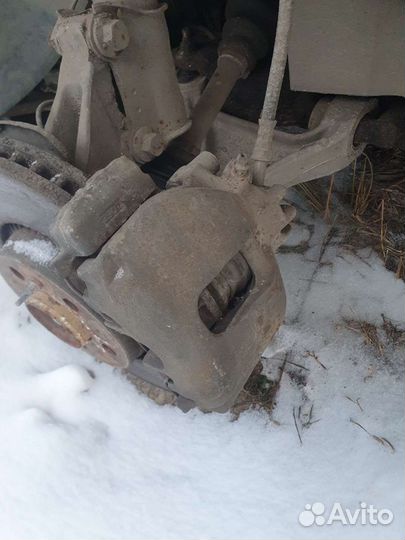 Volvo v70 xc70 супорт тормозной 4WD