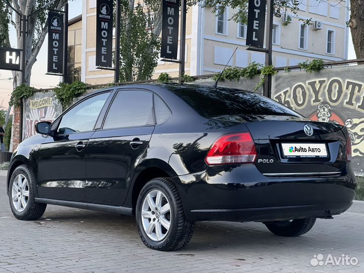 Volkswagen Polo 1.6 AT, 2011, 252 000 км