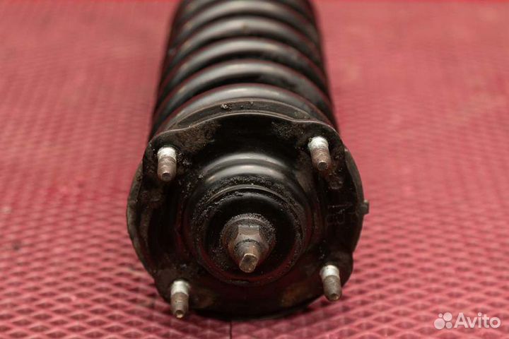 Амортизатор подвески передний Toyota Land Cruiser