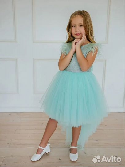 Платье для девочки 128 на выпускной или праздник