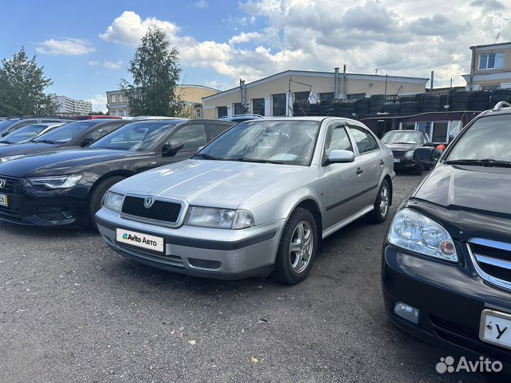 Skoda Octavia 1.6 AT, 1999, 316 000 км