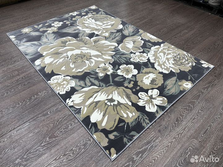 Ковер новый 1.6х2.3,Беларусь
