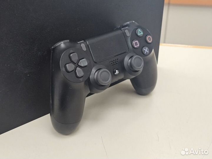 Игровая приставка PlayStation 4 Pro 1Tb