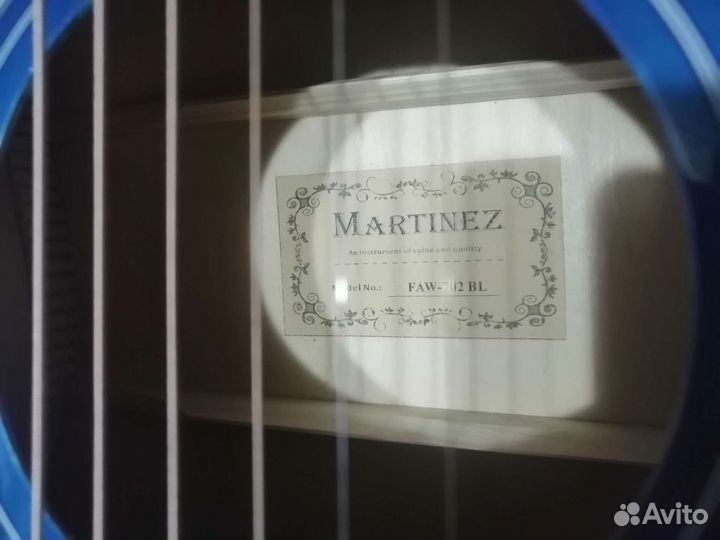 Акустическая гитара