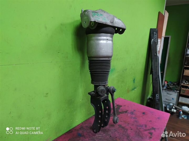 Пневмостойка передняя Audi Q7 Touareg 7L8616039B