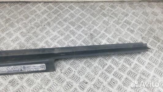 Накладка порога внутренняя правая mercedes benz R
