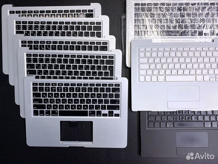 Корпуса и топкейсы для Apple MacBook / Air / Pro