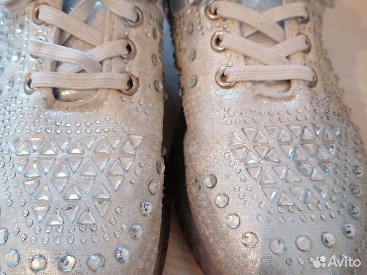 Кроссовки д/дев