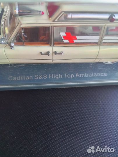 Модель машины Cadillac ambulance