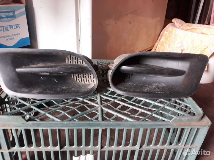 Заглушки туманок Лачетти хетчбек