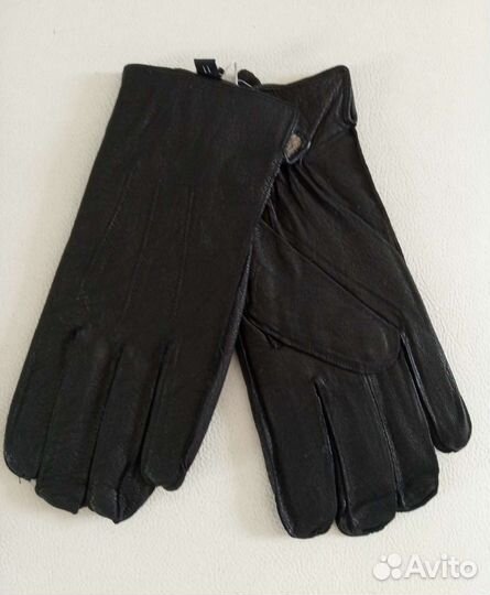 Перчатки из кожи