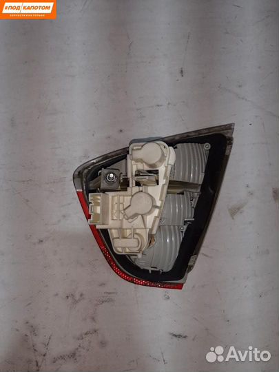 Фонарь крышки багажника левый BMW 3 E90 2007