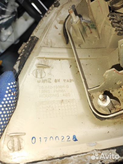 Фонарь задний правый Opel Omega B седан Y26SE 2002