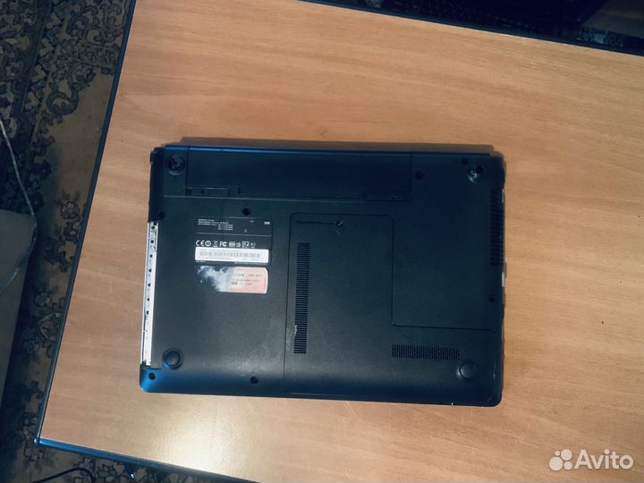 Samsung NP300e4a intel Core