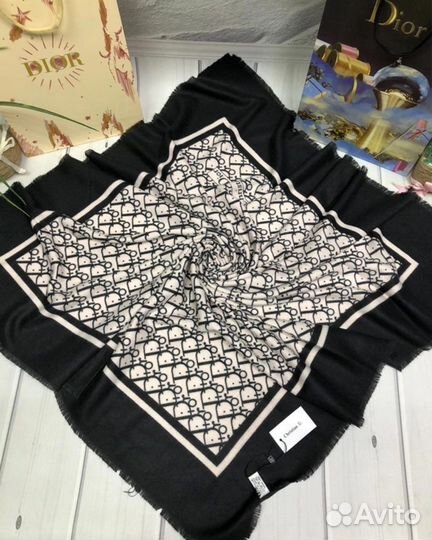 Палантин платки шарфы