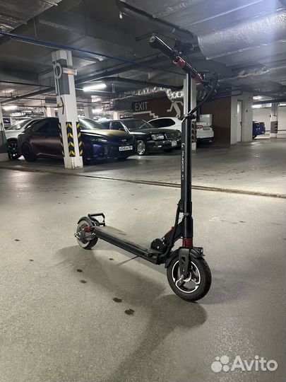 Электросамокат kugoo x1