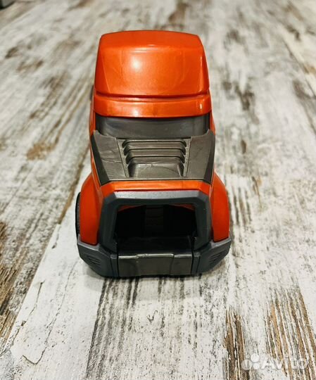 Хотвилс грузовикзапускает машины