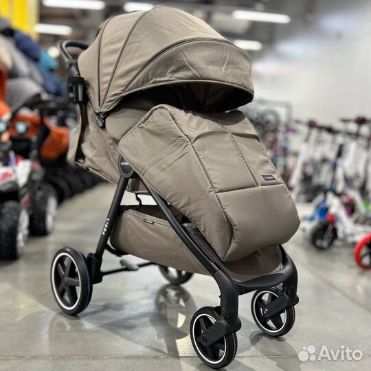 Прогулочная коляска Luxmom 730 Libra
