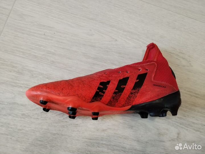 Футбольные бутсы Adidas Predator Freak.3 LL FG