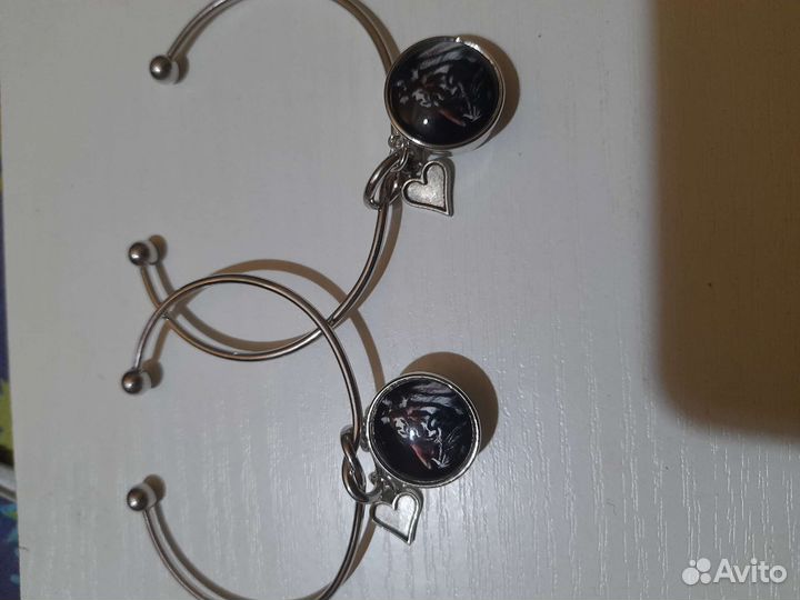 Браслеты и серьги