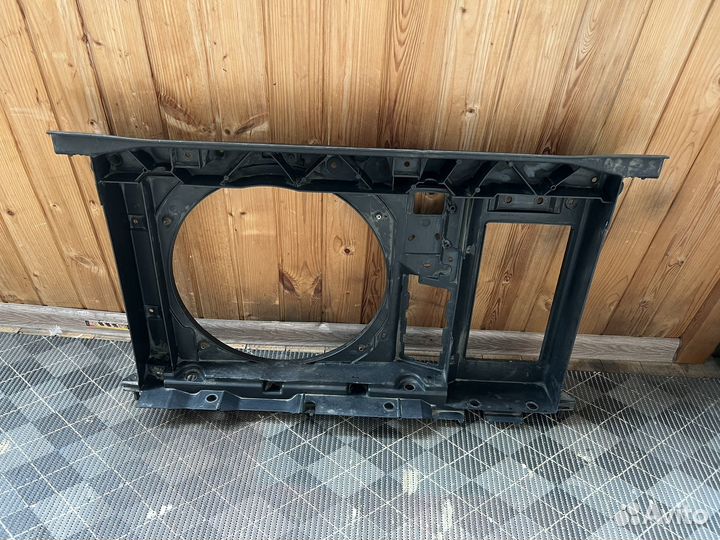 Рамка радиаторов Citroen C4 Grand Picasso